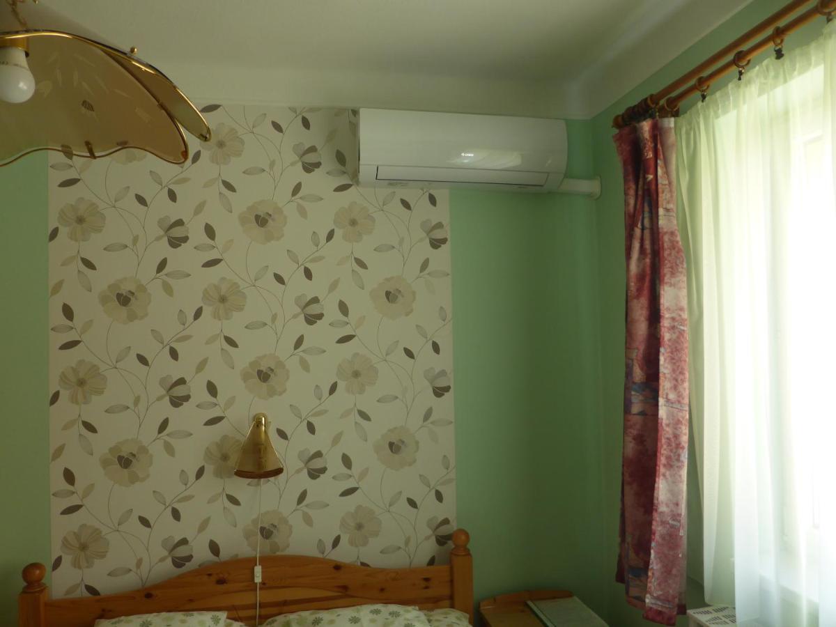 Napfeny Apartman Es Vendeghaz Egerszalók Exterior foto